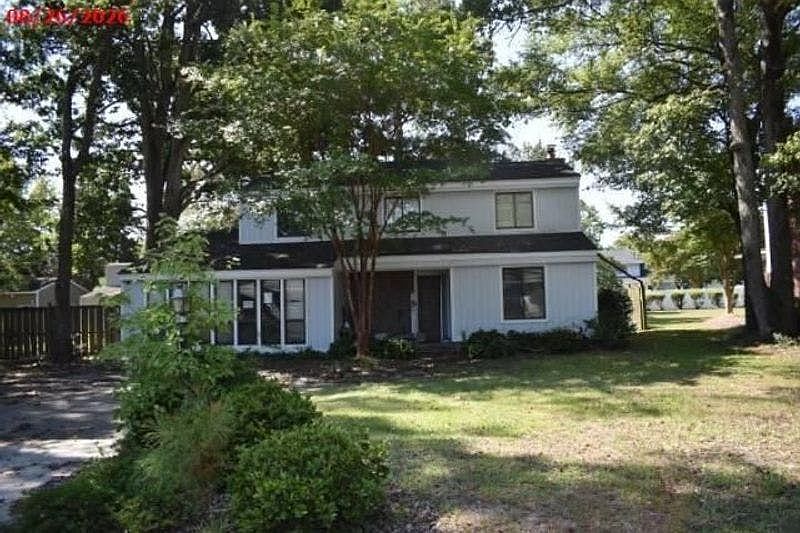 1st image of 214 Tartan Rd