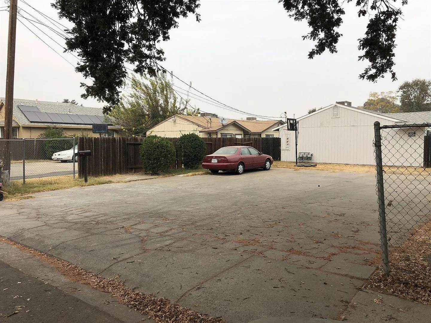 3 Bedroom 2 bathroom Duplex in Sacramento — Photo 3