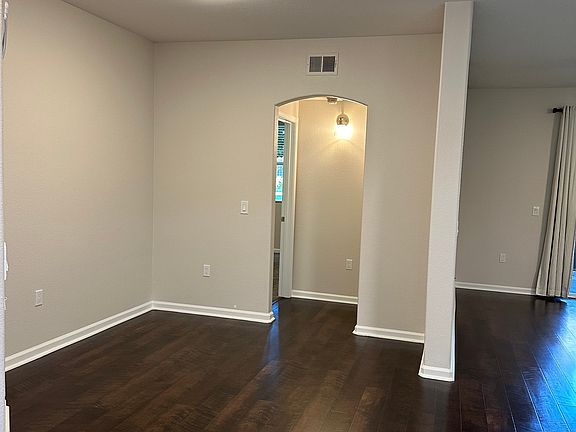 4th image of 1900 Danbrook Dr Unit 316