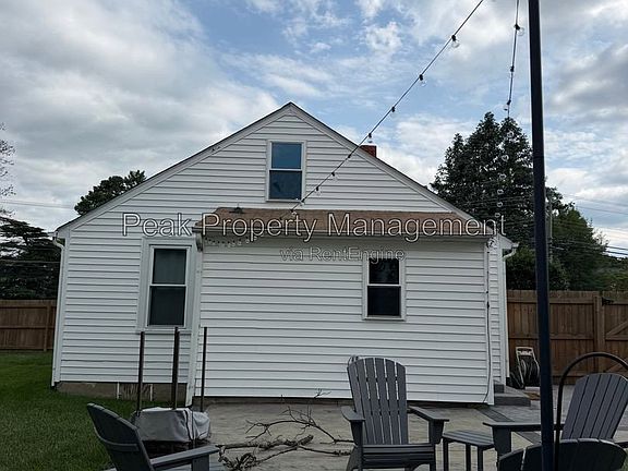 5th image of 500 Azalea Ave