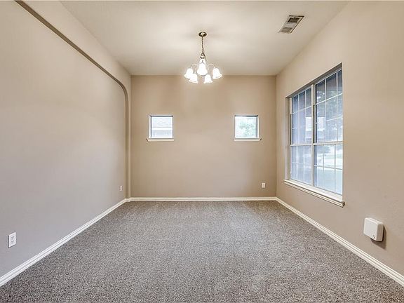 5th image of 2816 Turtle Dove Ln