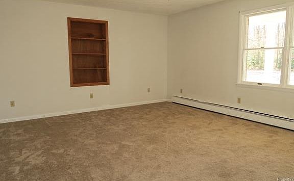 4th image of 222 Oakwood Ave