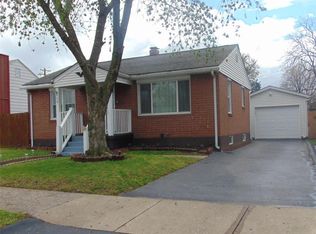 950 E Ferguson Ave, Wood River, IL