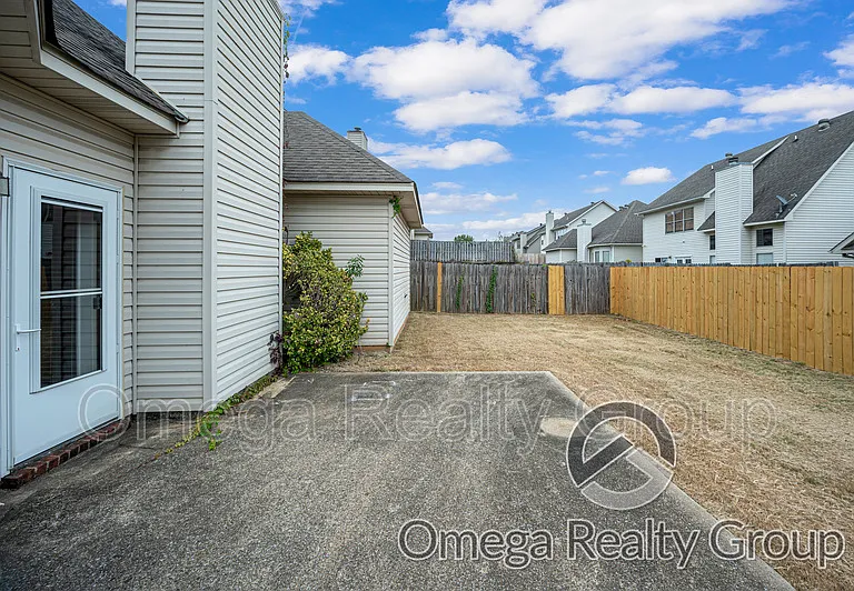 2161 Parsons Dr — Photo 39