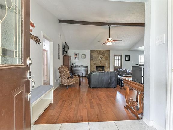 4th image of 22802 Merrymount Dr