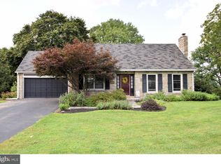 1695 County Line Rd, Bechtelsville, PA 19505