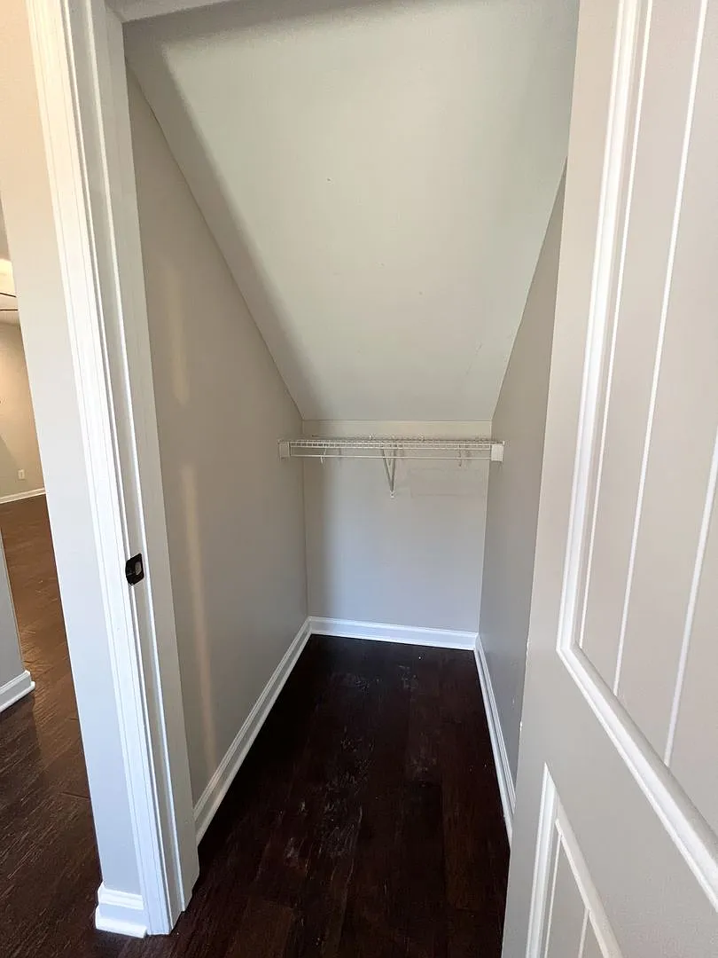 358 Chalet Circle Clarksville, TN 37042 — Photo 3