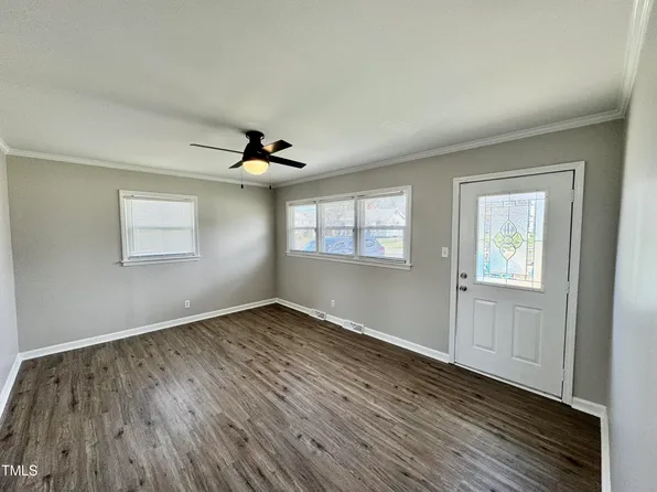 112 S 11th St, Mebane, NC 27302