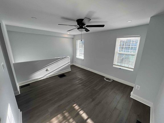 5th image of 1266 Riverside Ave #2