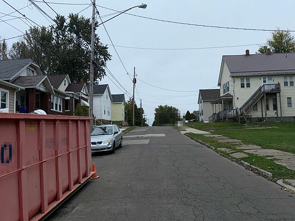 5th image of 230 E 32nd St
