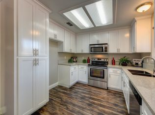 8413 Bloomington Dr, Sacramento, CA 95828