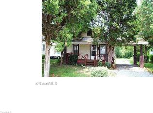 500 Garrett St, Greensboro, NC 27406