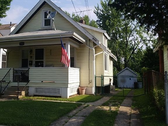 2nd image of 1814 Waltham Ave