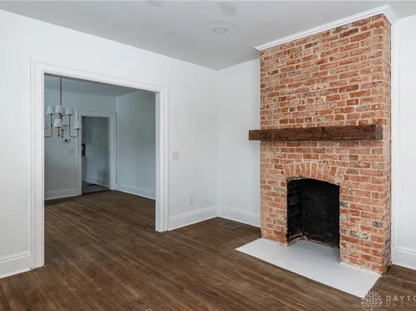 2 Glencoe Ave, Dayton, OH 45409