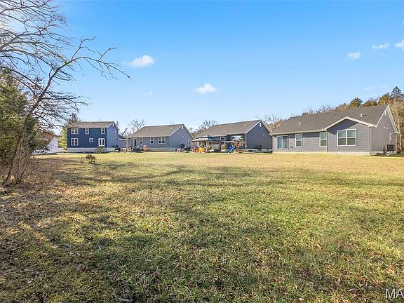 5th image of 5917 Creek Side Pl
