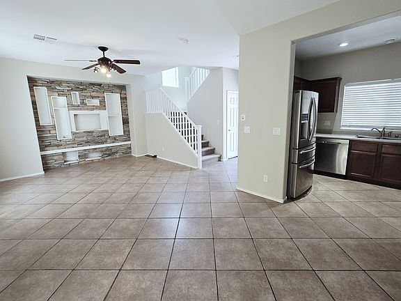 3rd image of 1035 Appaloosa Hills Ave