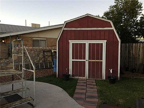 4th image of 8861 Dulce Cir