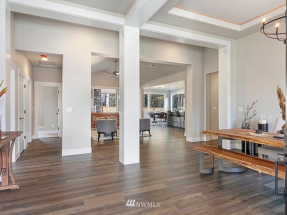 4th image of 3017 116th Avenue Ct E