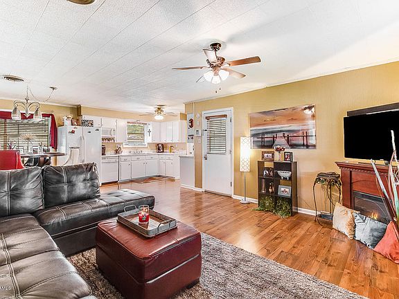 2nd image of 2214 Jake Dr