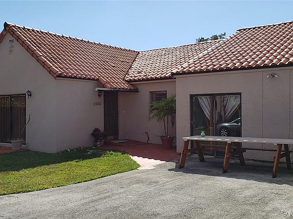 3rd image of 16861 SW 92nd Ct