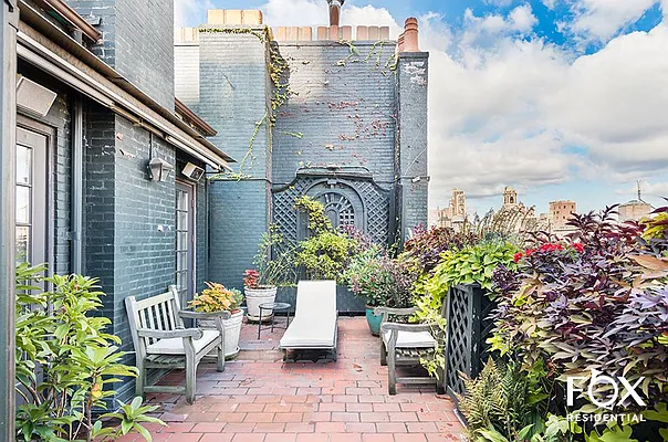 Sold by Fox Residential Group | media 29