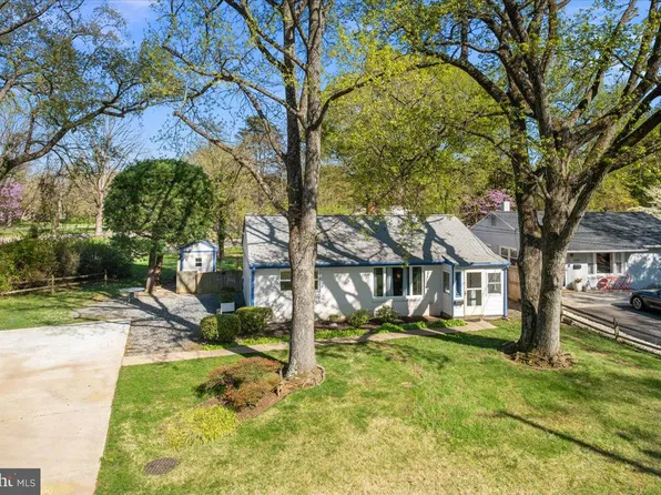 6303 10th St, Alexandria, VA 22307