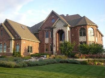 1st image of 11021 Royal Oaks Ln