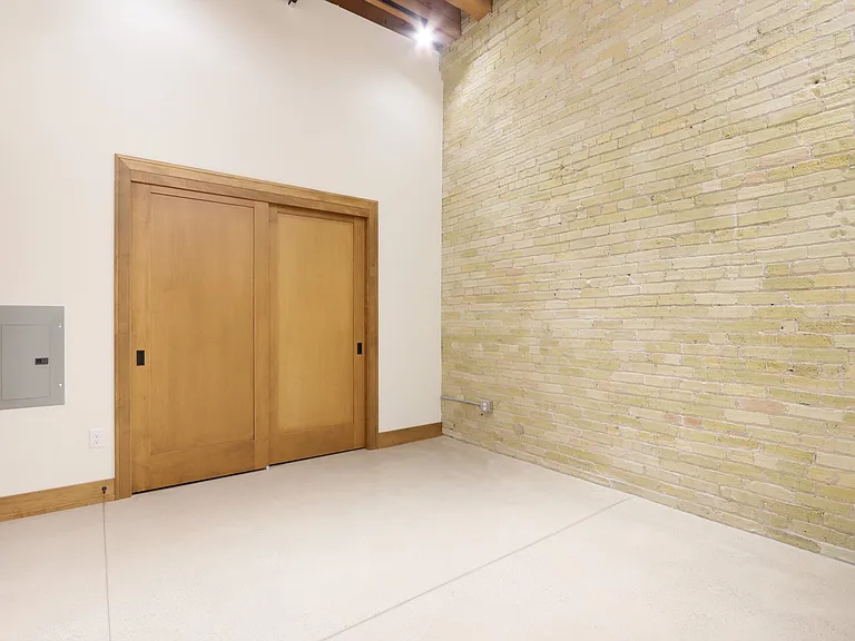 Ward House — Photo 95