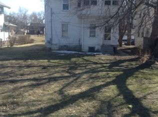 1317 Elm St, Rockford, IL 61102