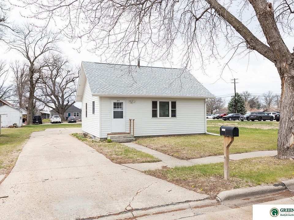 1st image of 2015 N Grant Ave