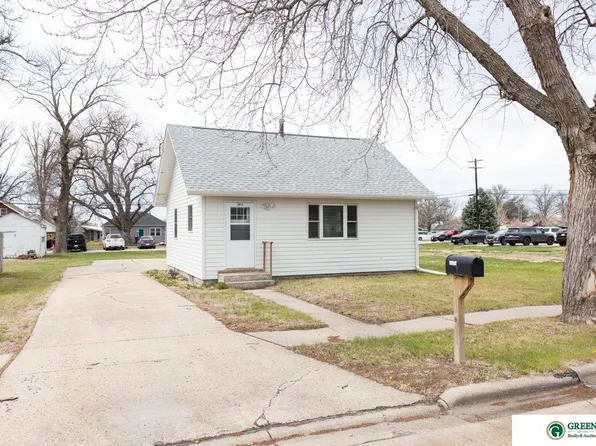 2015 N Grant Ave, York, NE 68467