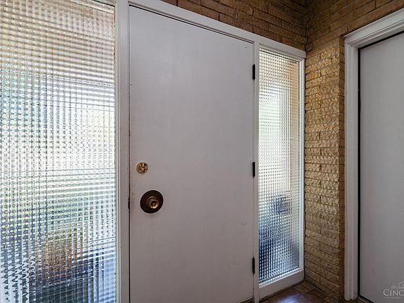 4th image of 1510 Beacon St