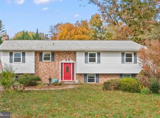 3000 Flag Marsh Rd, Mount Airy, MD 21771