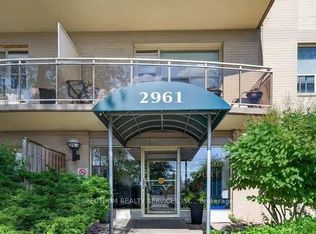 2961 Dufferin St #601, Toronto, ON M6B 3T2