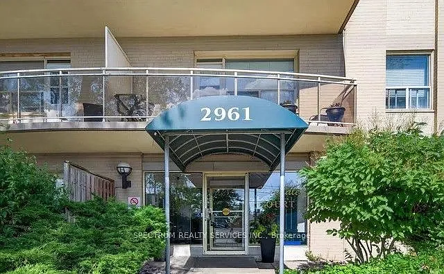 2961 Dufferin St #601 photo 1