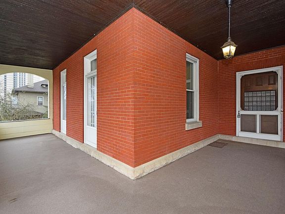 3rd image of 2305 Upland Pl