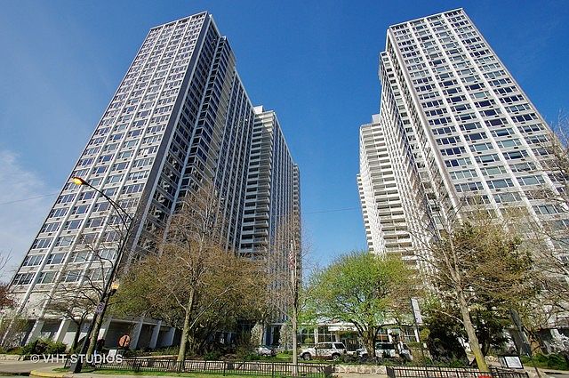 1st image of 4250 N Marine Dr APT 909