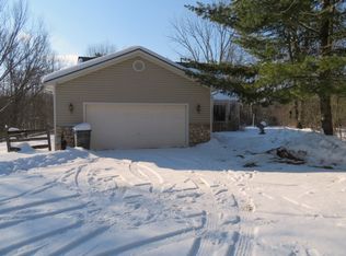 7121 Mabley Hill Rd, Fenton, MI 48430