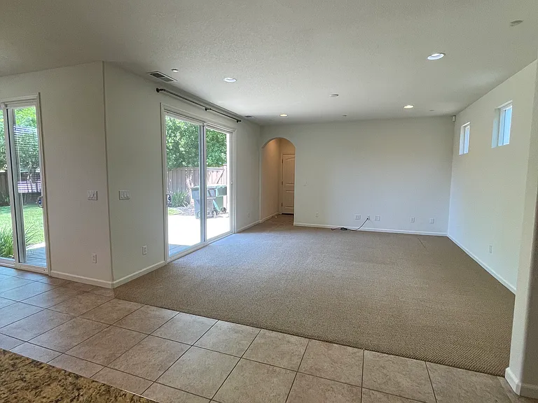 3145 Ardley Dr — Photo 9