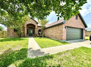 2103 Brook Ln, Kingsville, TX 78363