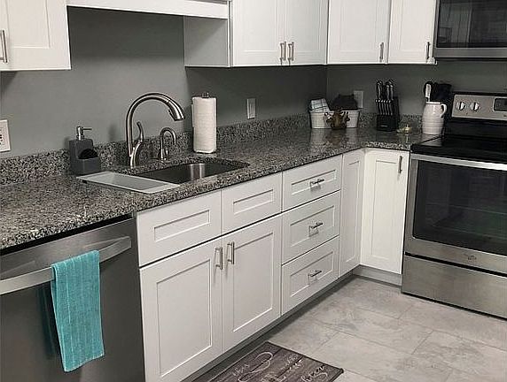 4th image of 5620 Rushmere Dr
