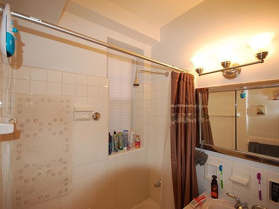 4th image of 2465 Palisade Ave APT 1D