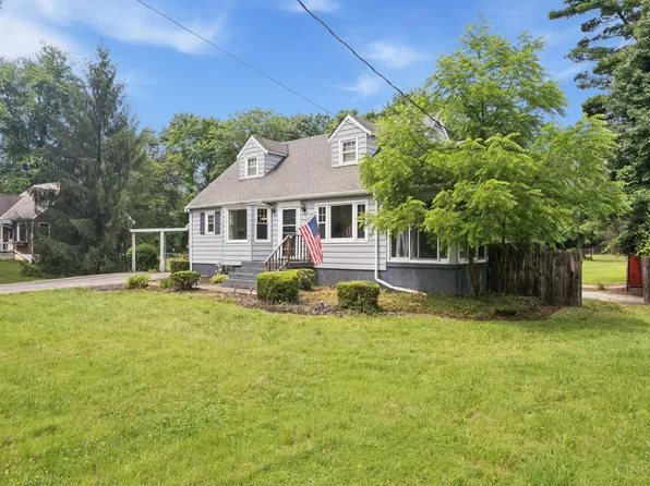 4077 McLean Dr, Cincinnati, OH 45255