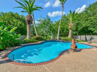 2006 Old Dixie Dr, Richmond, TX 77406