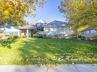 6540 Rolling Hills Ct, Lincoln, NE 68512