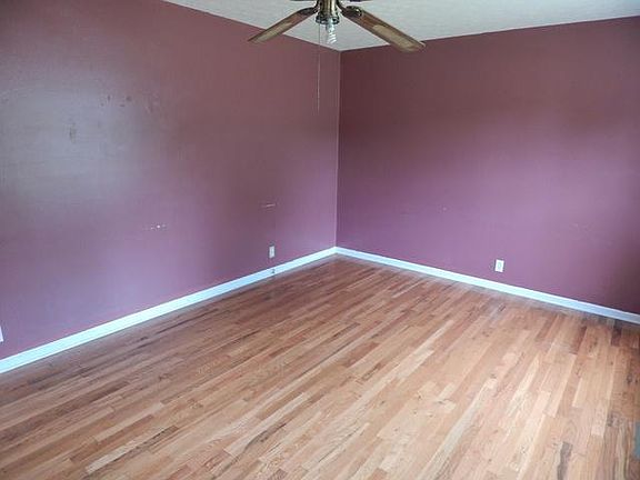4th image of 3462 Emery Ct