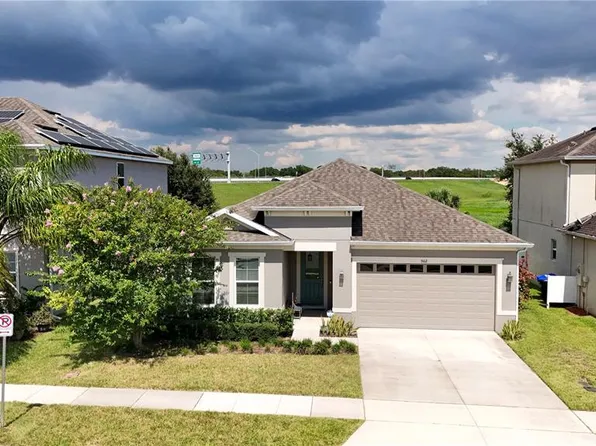 902 Grand Hilltop Dr, Apopka, FL 32703