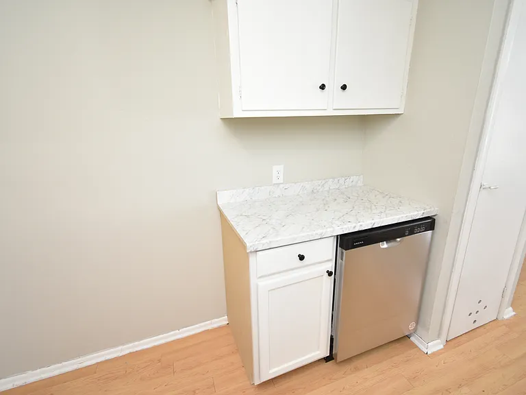 1206 Belvedere Dr — Photo 7