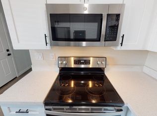 Aurora 22, Phoenix, AZ 85015