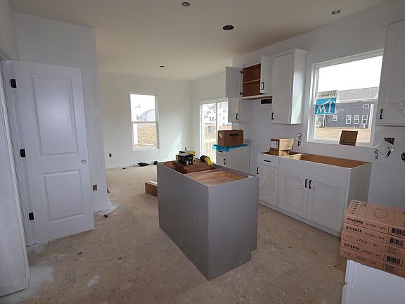4th image of 1749 Longhill Dr